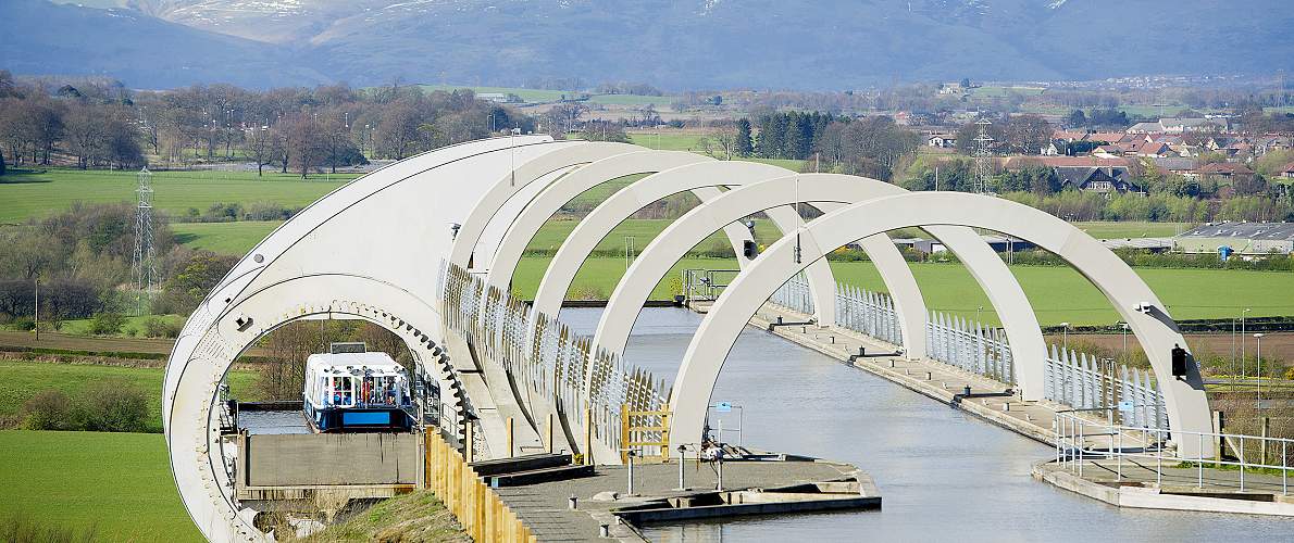 Scottish canal boat holiday - Forth & Clyde Canal